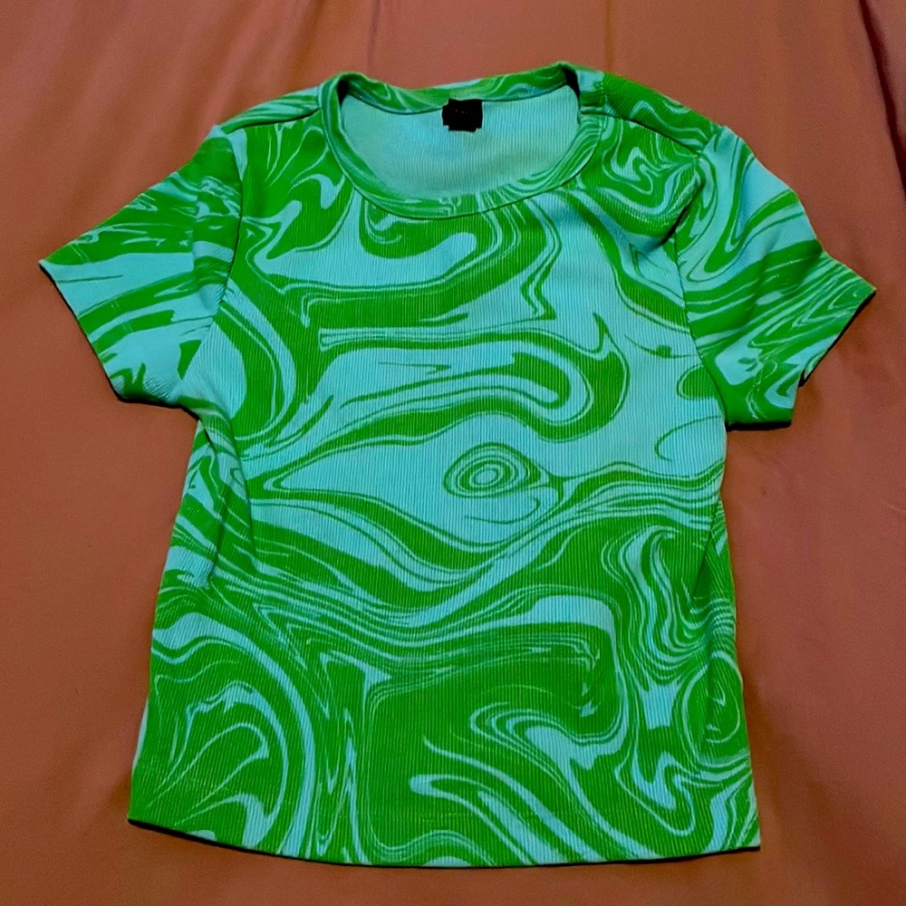 90’s style crop top